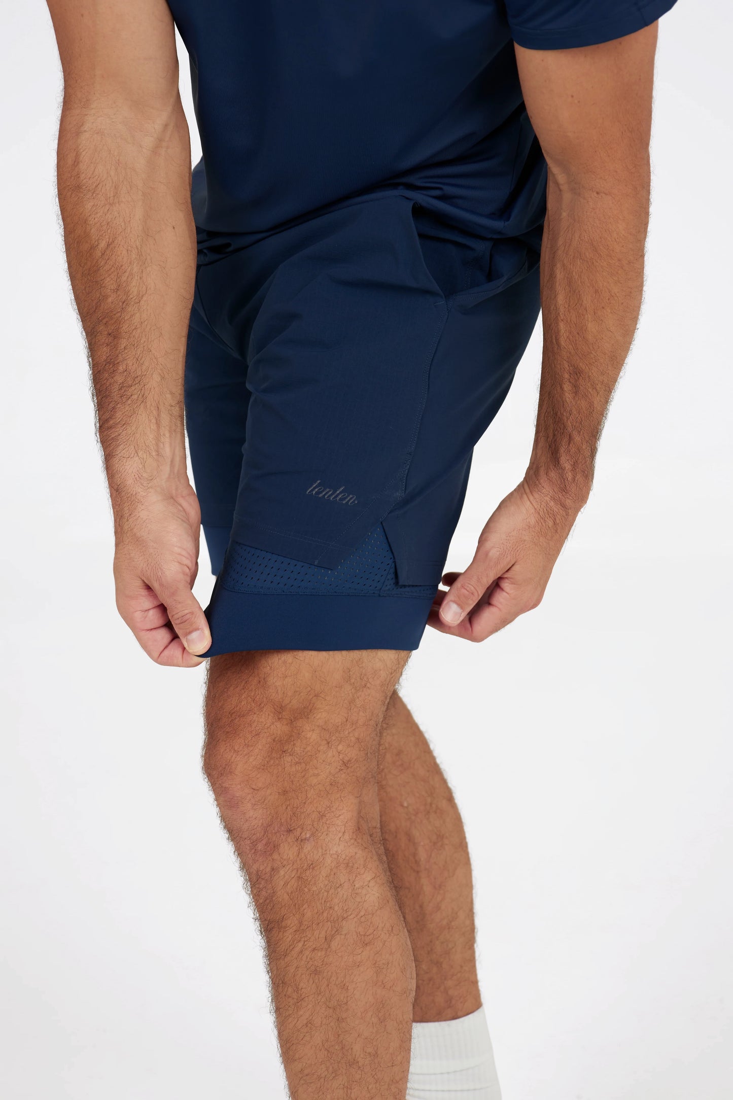 BASELINE COMPRESSION SHORTS